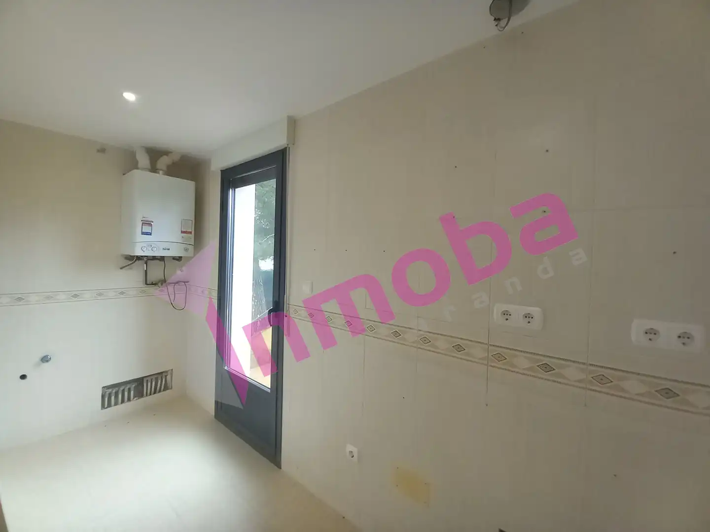 Cocina de Casa o chalet en venta en Aranda de Duero con Jardín privado, Parquet y Terraza