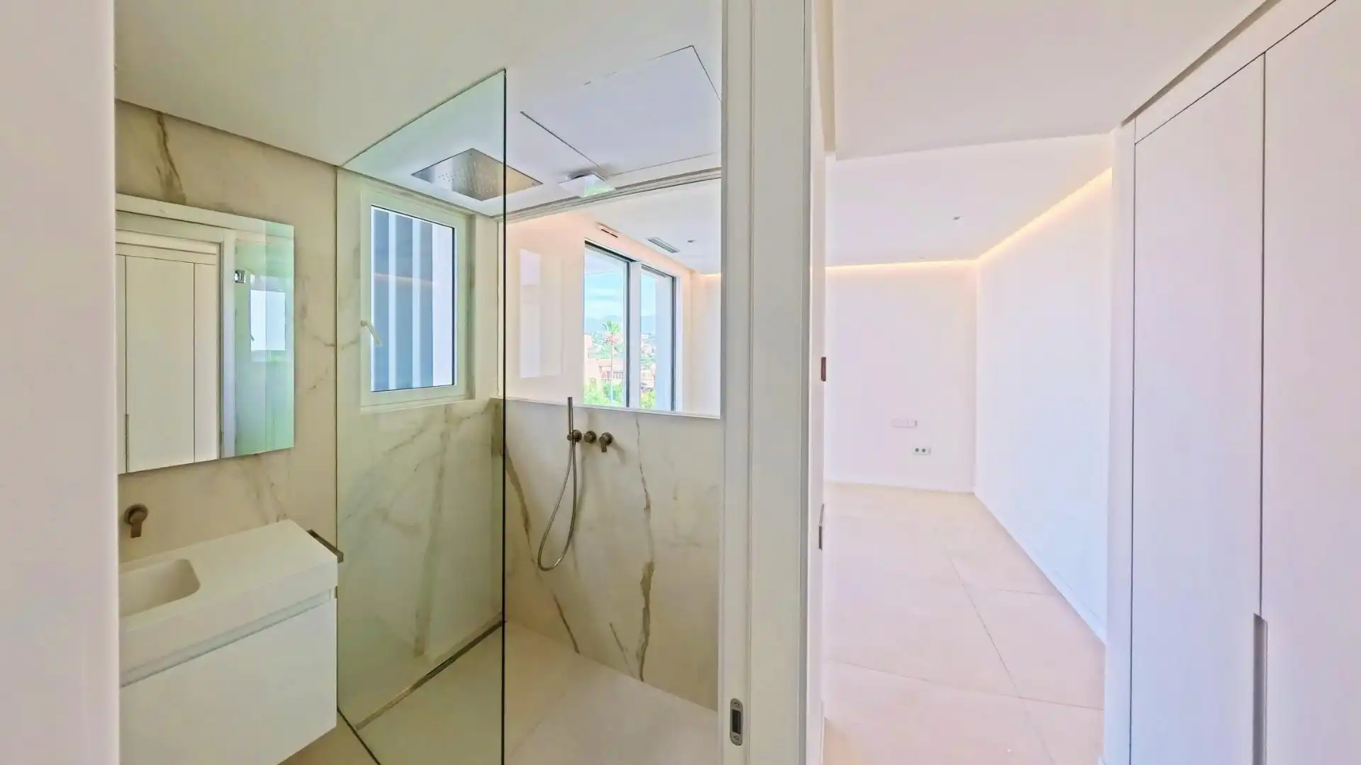 Apartment with pool for sale in La Mairena, imagen 31