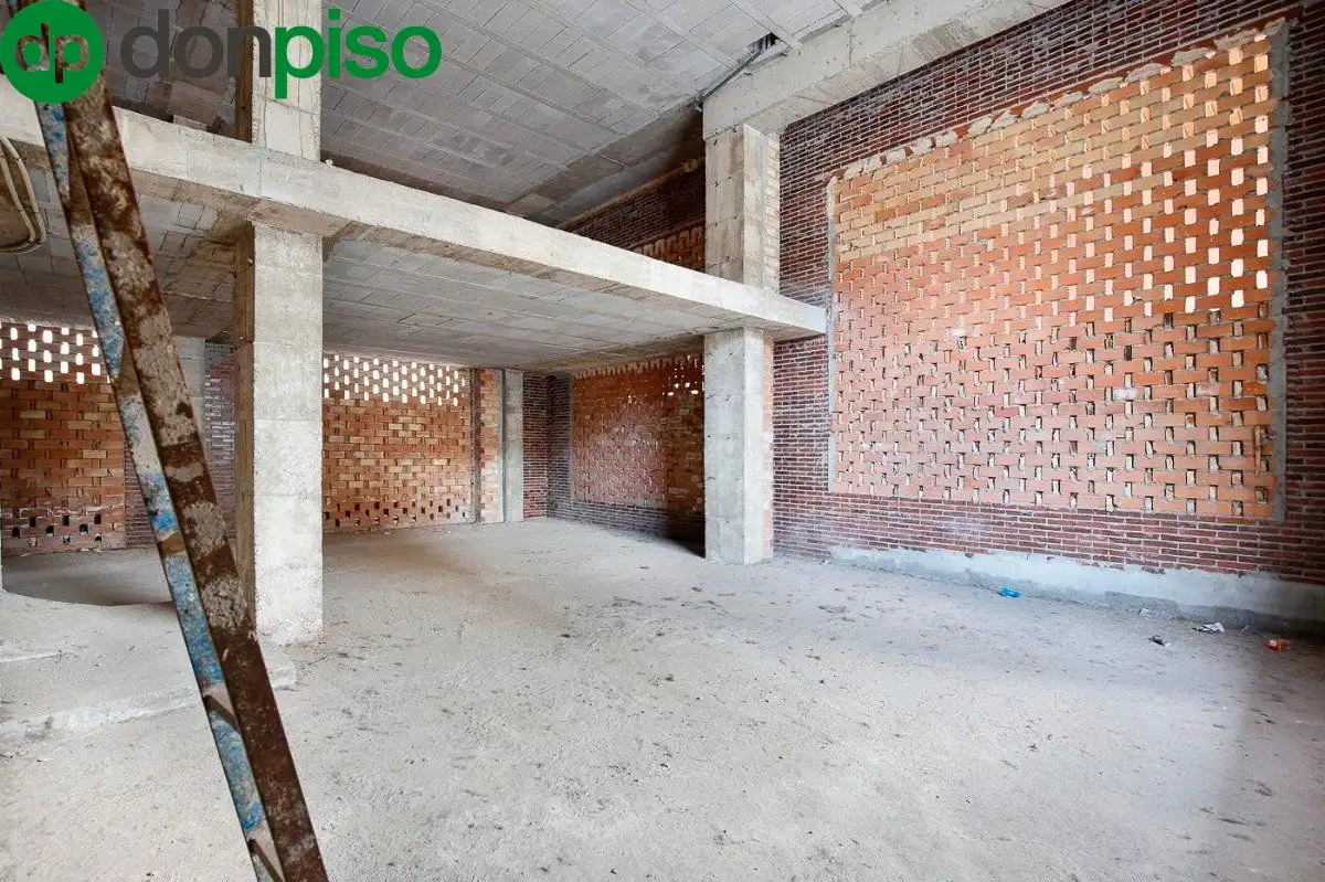 Local comercial en venda a Plaza San Lazaro, imagen 9