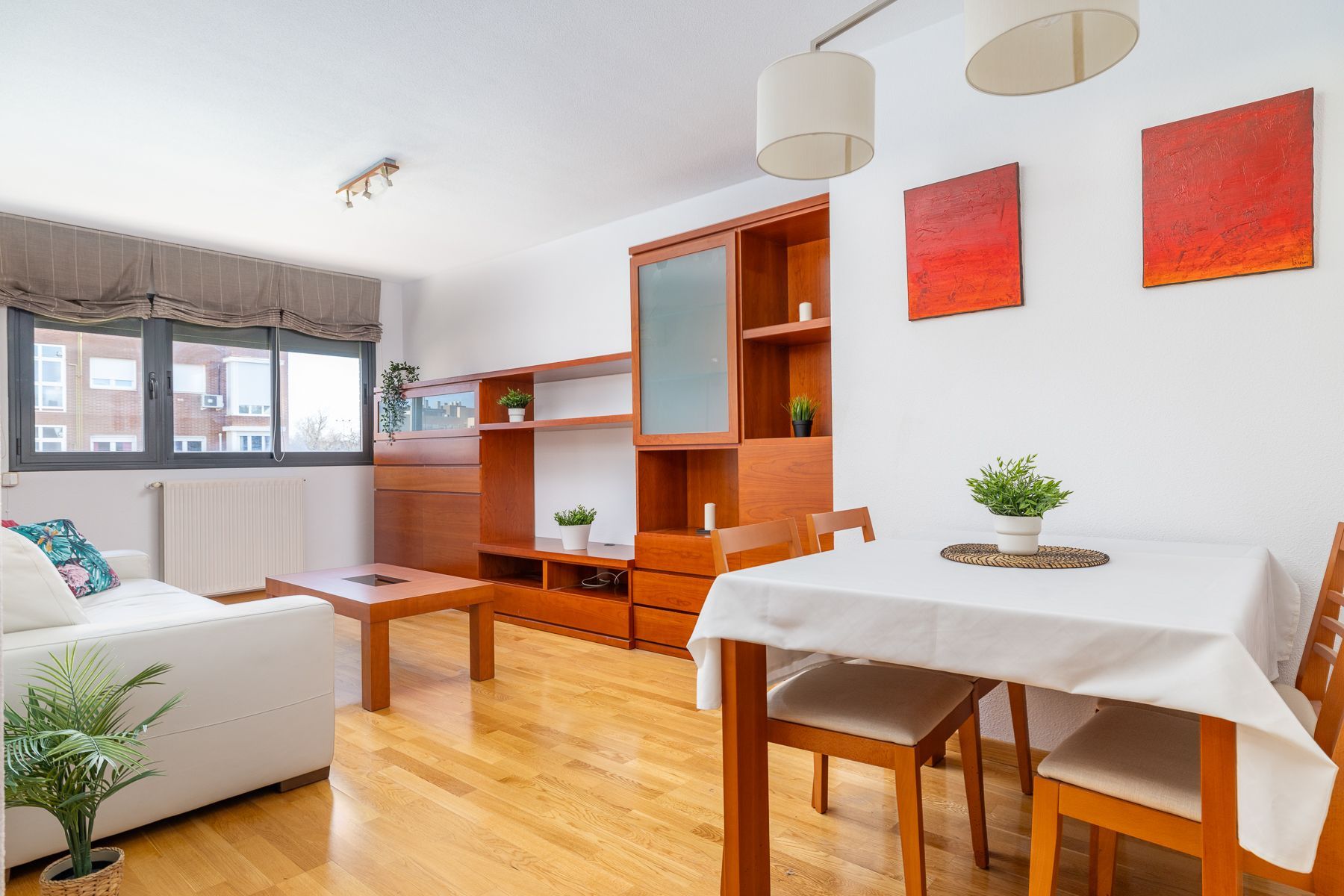 Apartment to rent in  Av. del Monasterio de Silos, 18, Montecarmelo