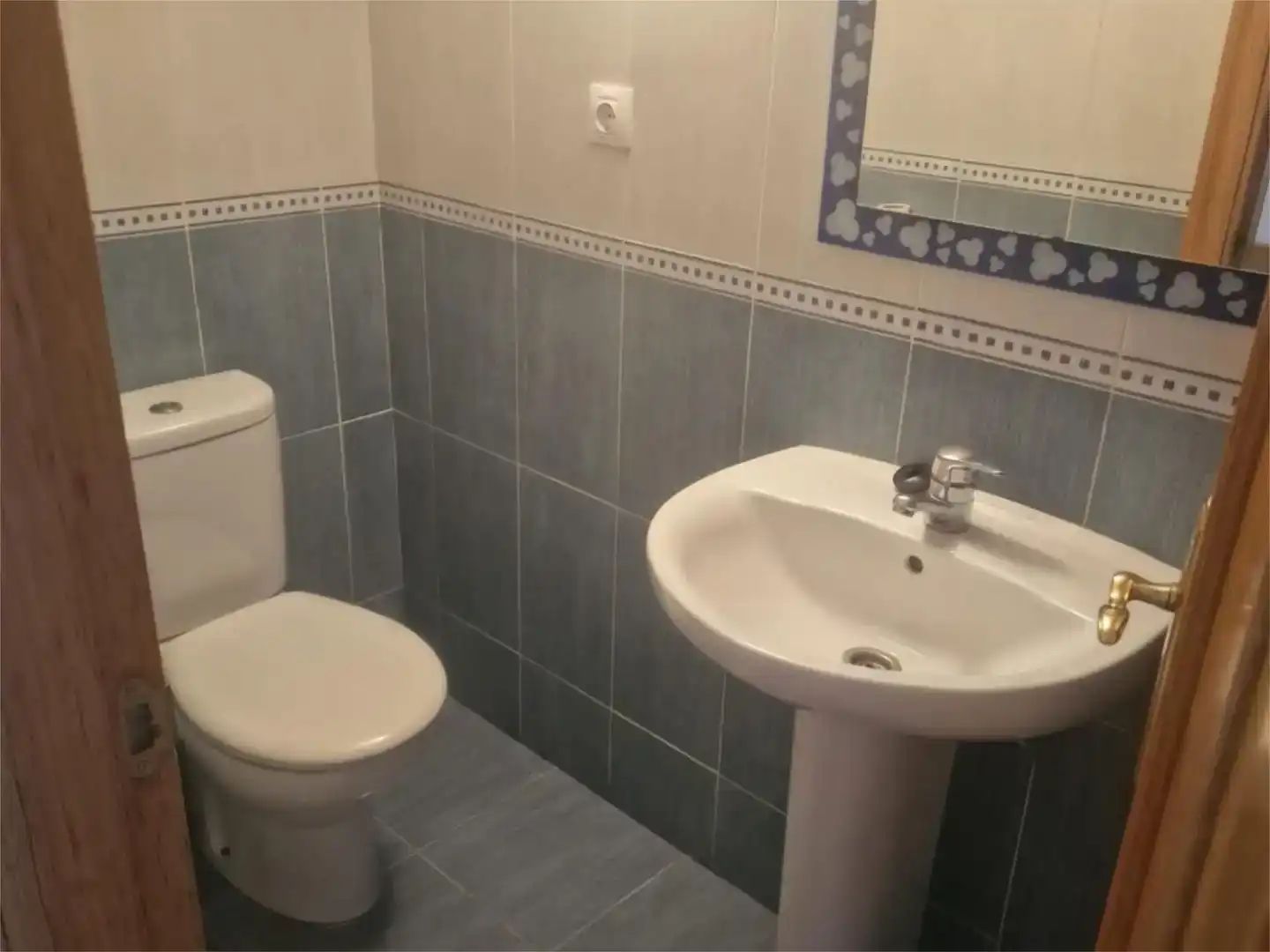 Baño de Piso en venta en Boquiñeni con Aire acondicionado, Parquet y Amueblado