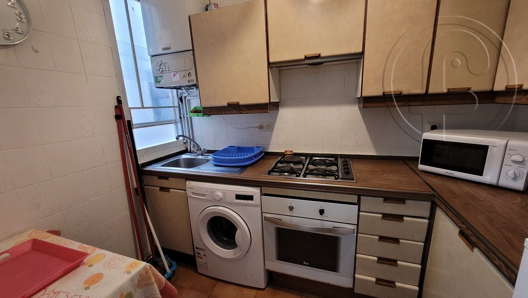 Cocina de Piso de alquiler en Santander con Calefacción, Amueblado y Microondas