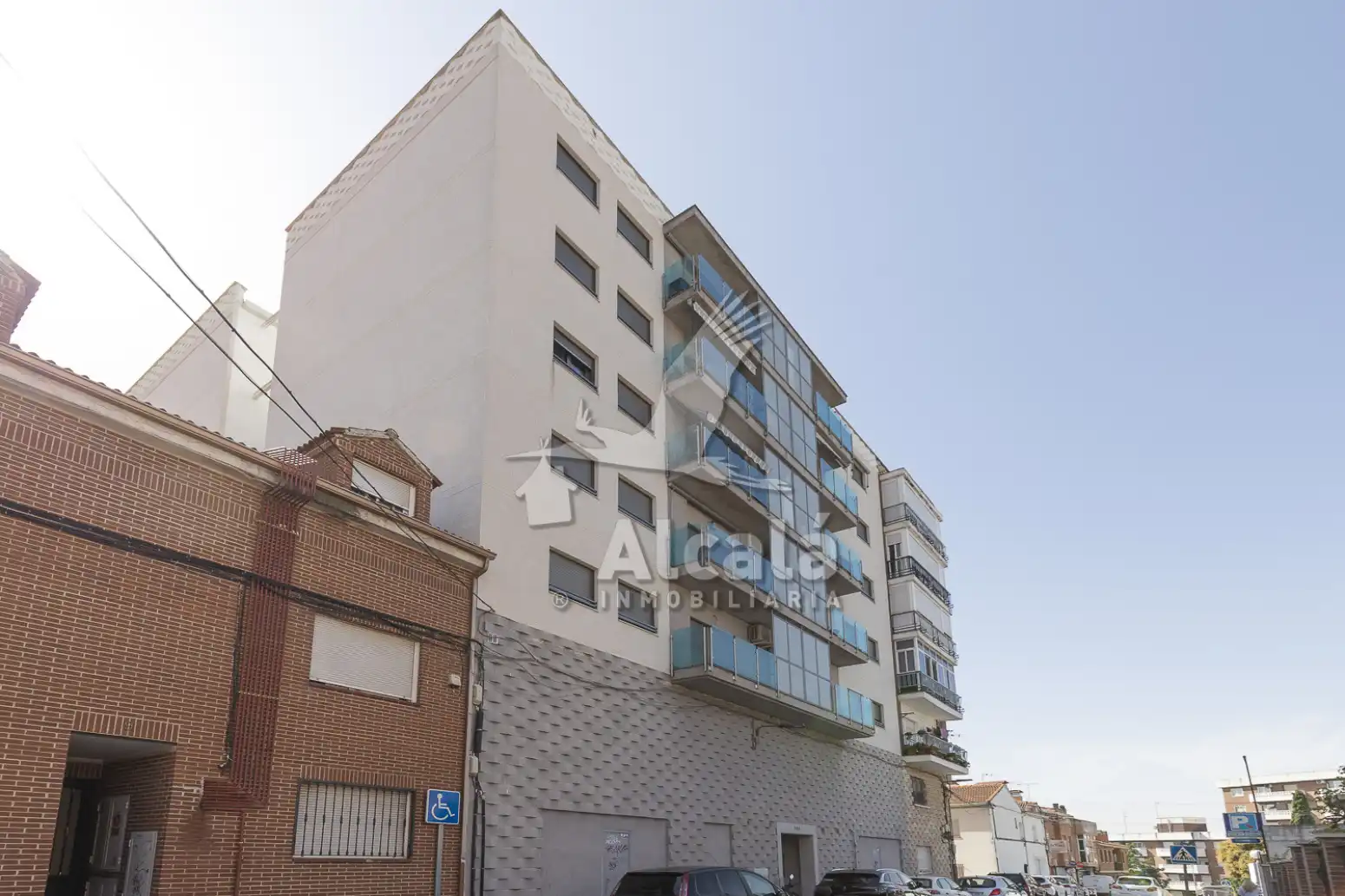 Vista exterior de Pis en venda en Azuqueca de Henares amb Aire condicionat, Calefacció i Terrassa
