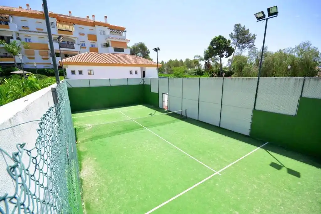 Jardí de Apartament de lloguer en Marbella amb Aire condicionat, Terrassa i Moblat