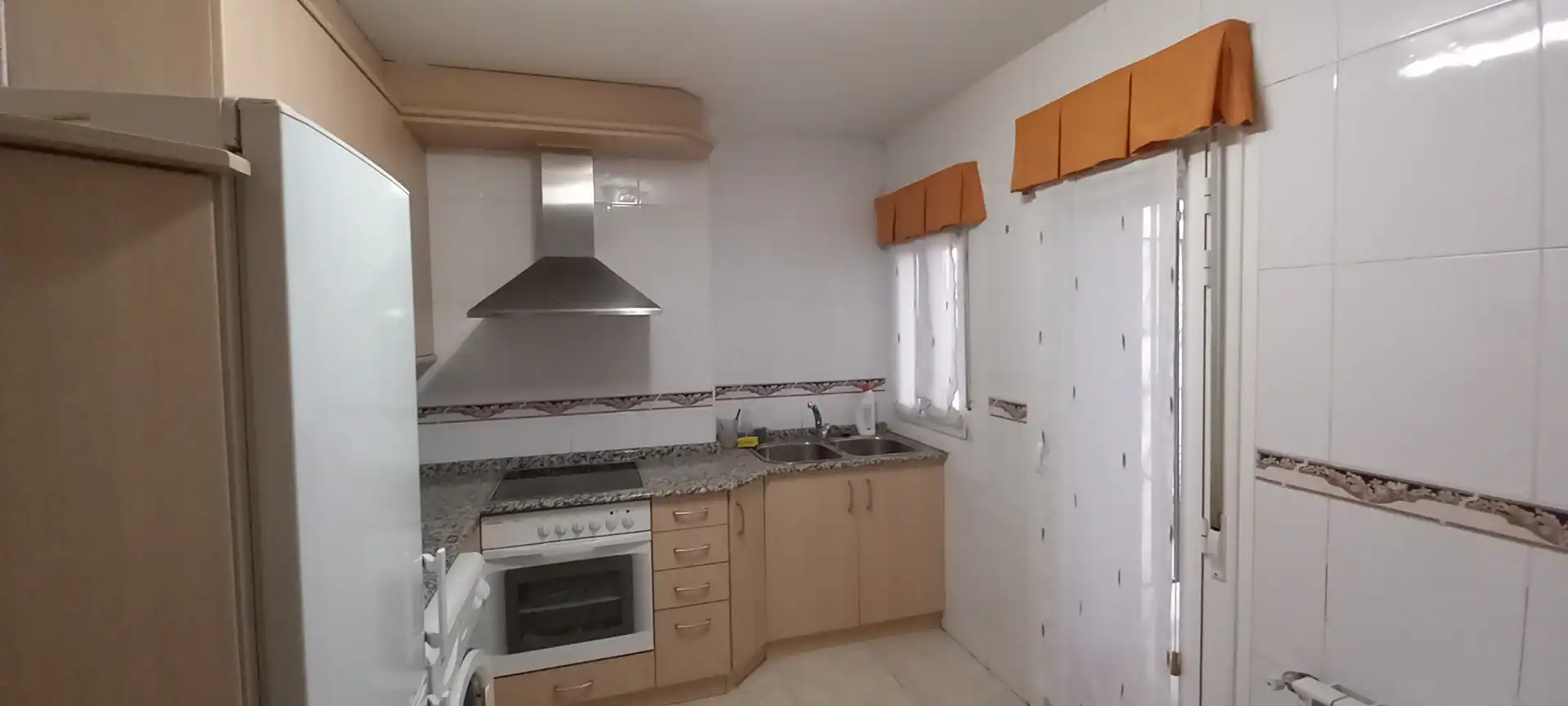 Cocina de Piso en venta en  Logroño con Calefacción, Parquet y Terraza