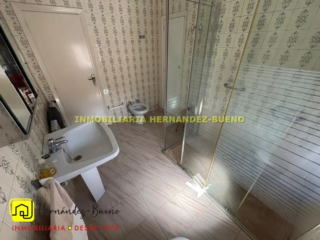 Bathroom of Houses for sale in La Fuente de San Esteban   with Heating and Terrace