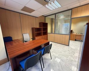 Office to rent in  Sevilla Capital  with Air Conditioner