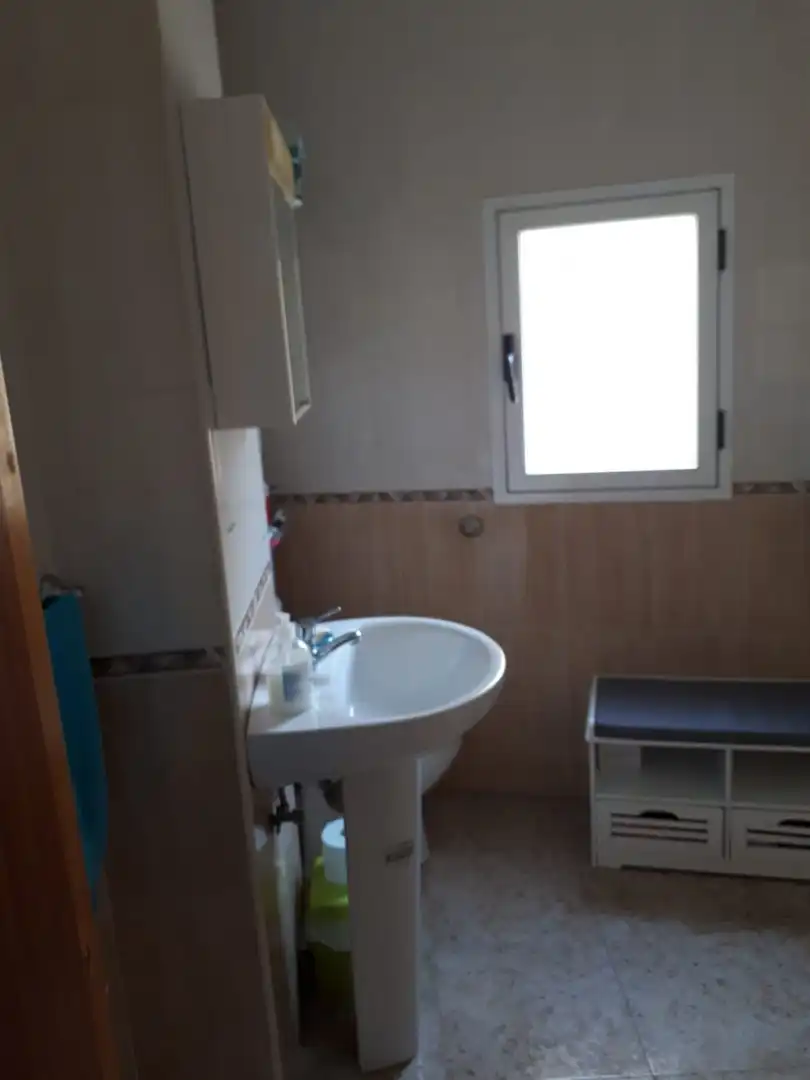 Bany de Casa o xalet en venda en Bayarque amb Terrassa, Moblat i Balcó