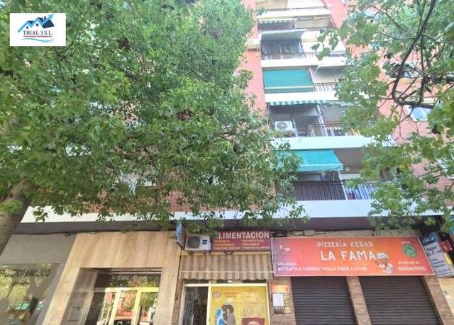 Piso en Venta en Avenida FAMA en La Paz