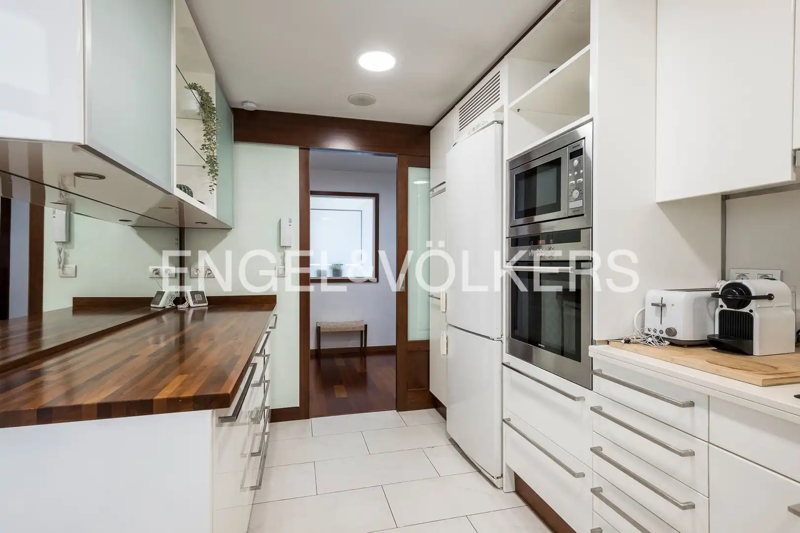 Küche von Wohnung zum Verkauf in Barcelona mit Klimaanlage, Heizung und Parkett