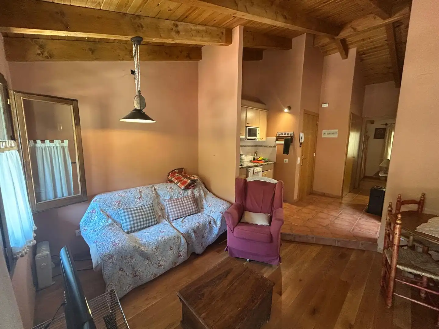 Wohnzimmer von Wohnungen zum Verkauf in Setcases mit Möbliert