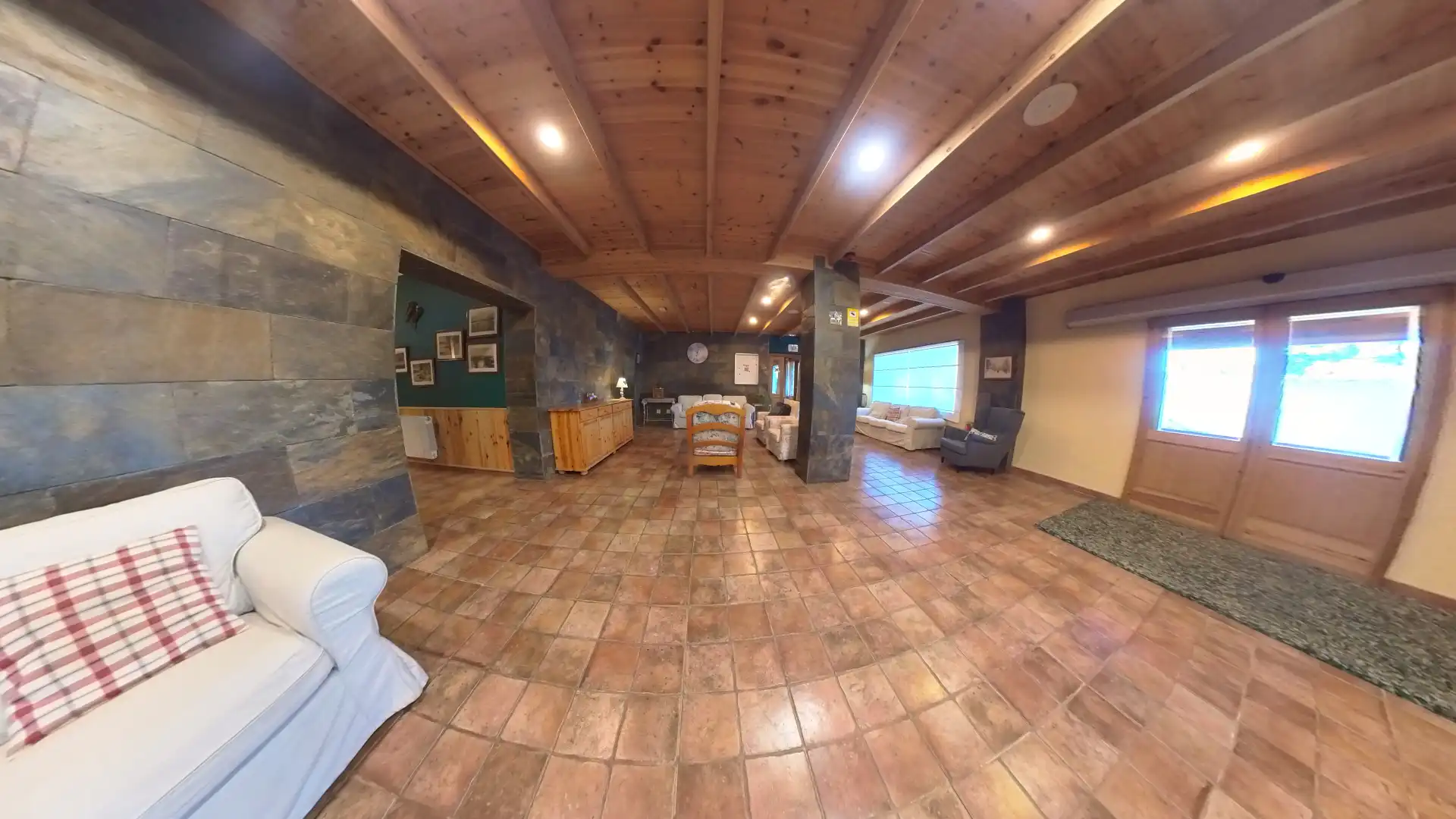 Buildings for sale in Alp