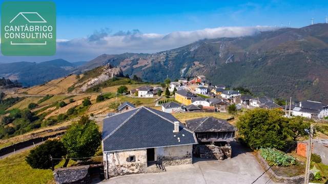 Casa-chalet en Venta en N/A, 16 en Villayón