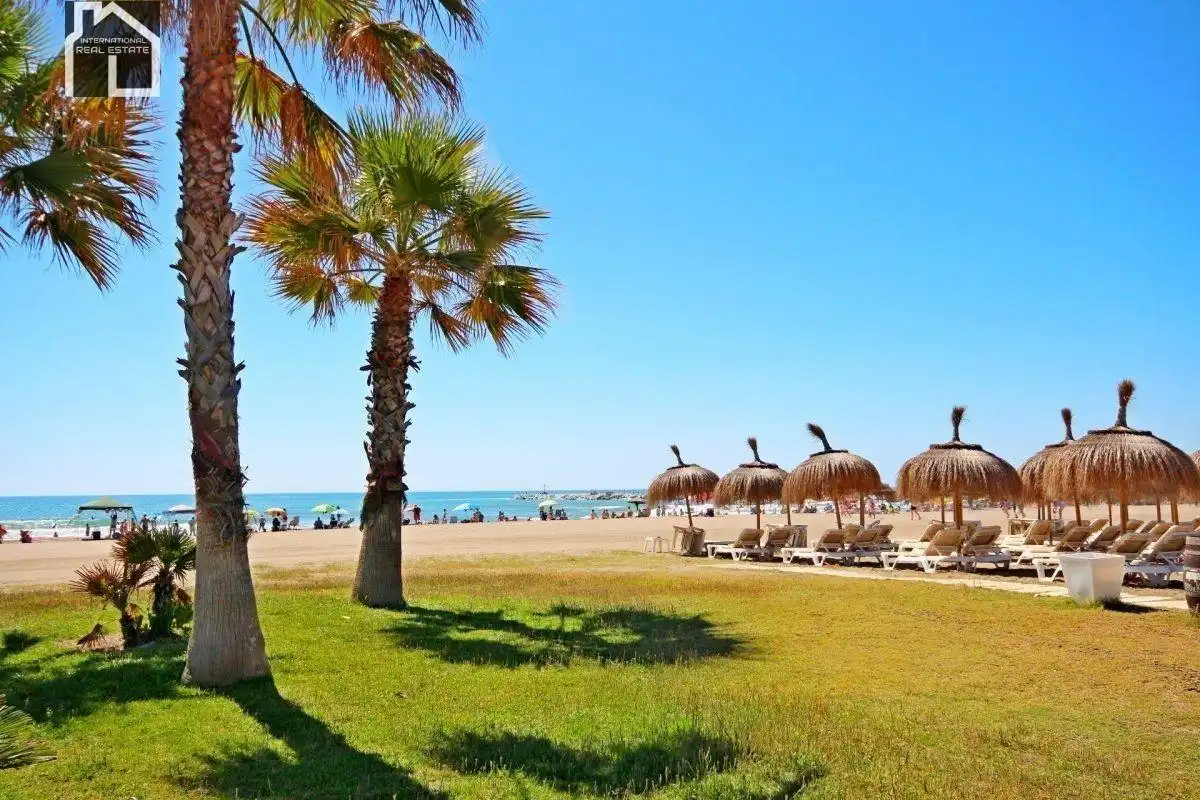 Exterior view of Attic for sale in Málaga  with Air Conditioner, Heating and Private garden