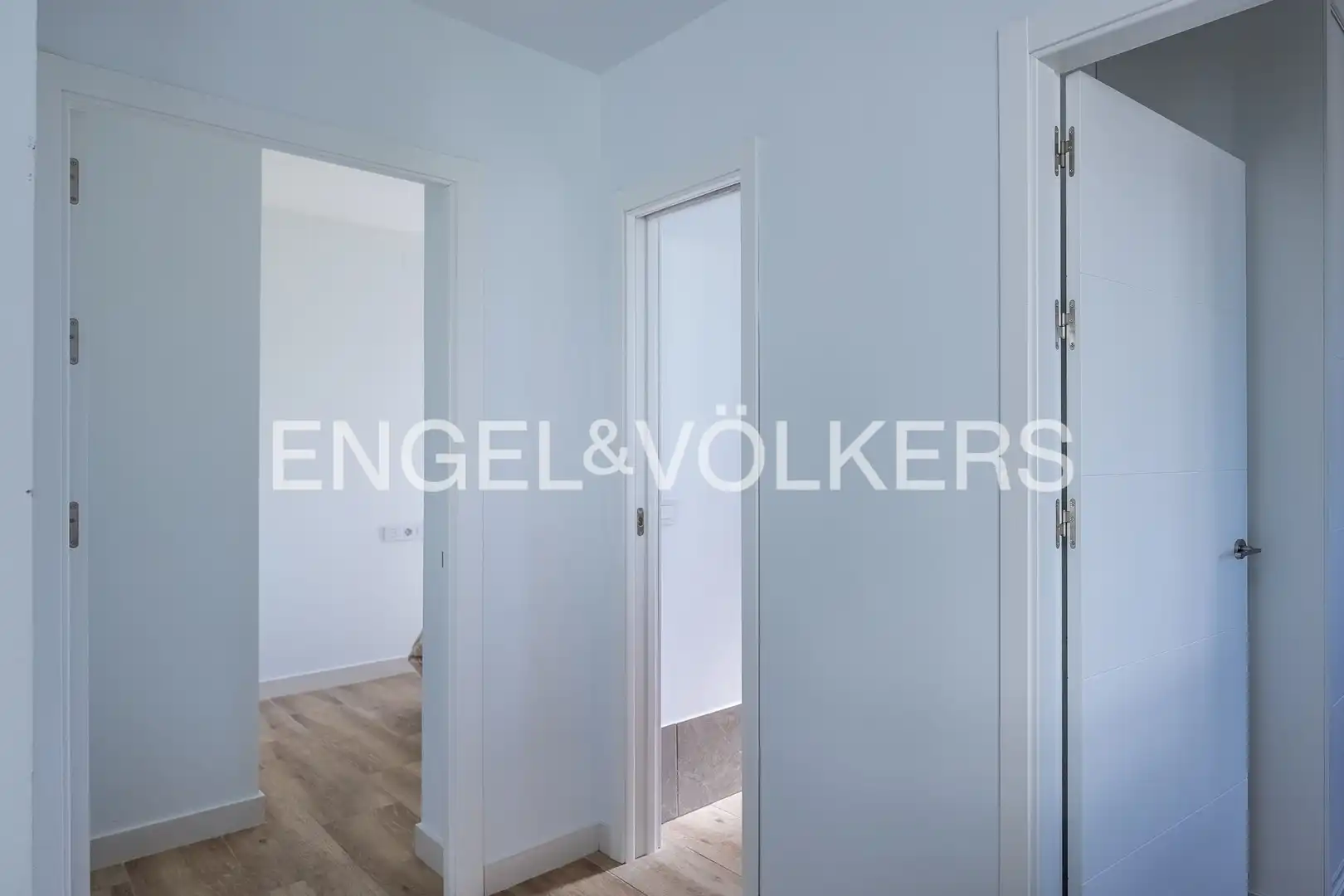 Duplexes for sale in Sevilla  with Air Conditioner, Heating and Terrace