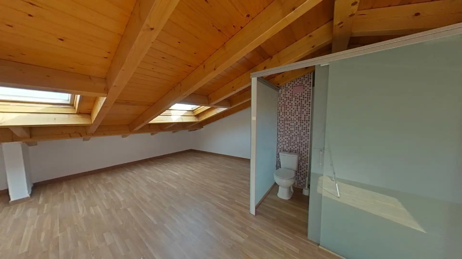Schlafzimmer von Maisonette zum Verkauf in Cornellà de Llobregat