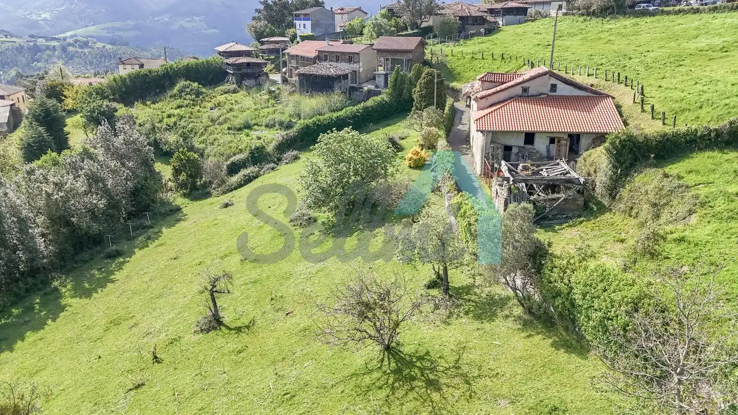 Casa o xalet en venda en Cudillero amb Jardí privat, Parquet i Terrassa