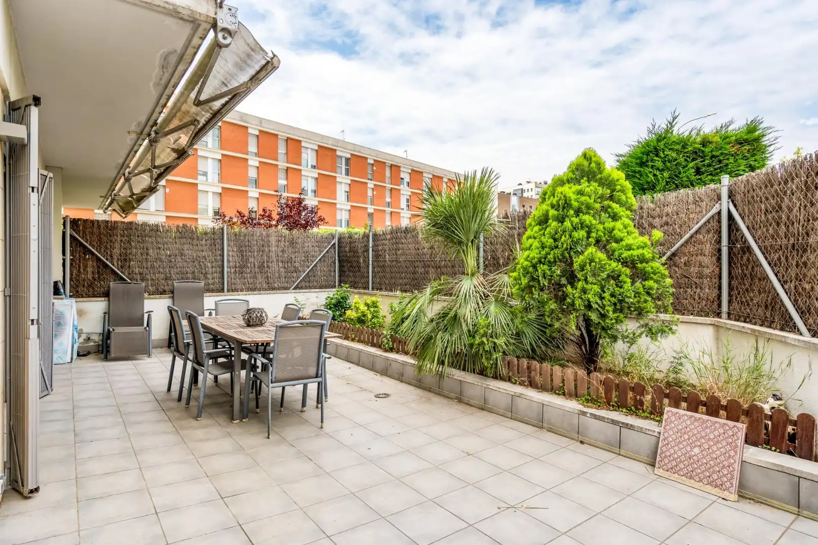 Terrasse von Wohnung zum Verkauf in Montcada i Reixac mit Klimaanlage, Heizung und Parkett