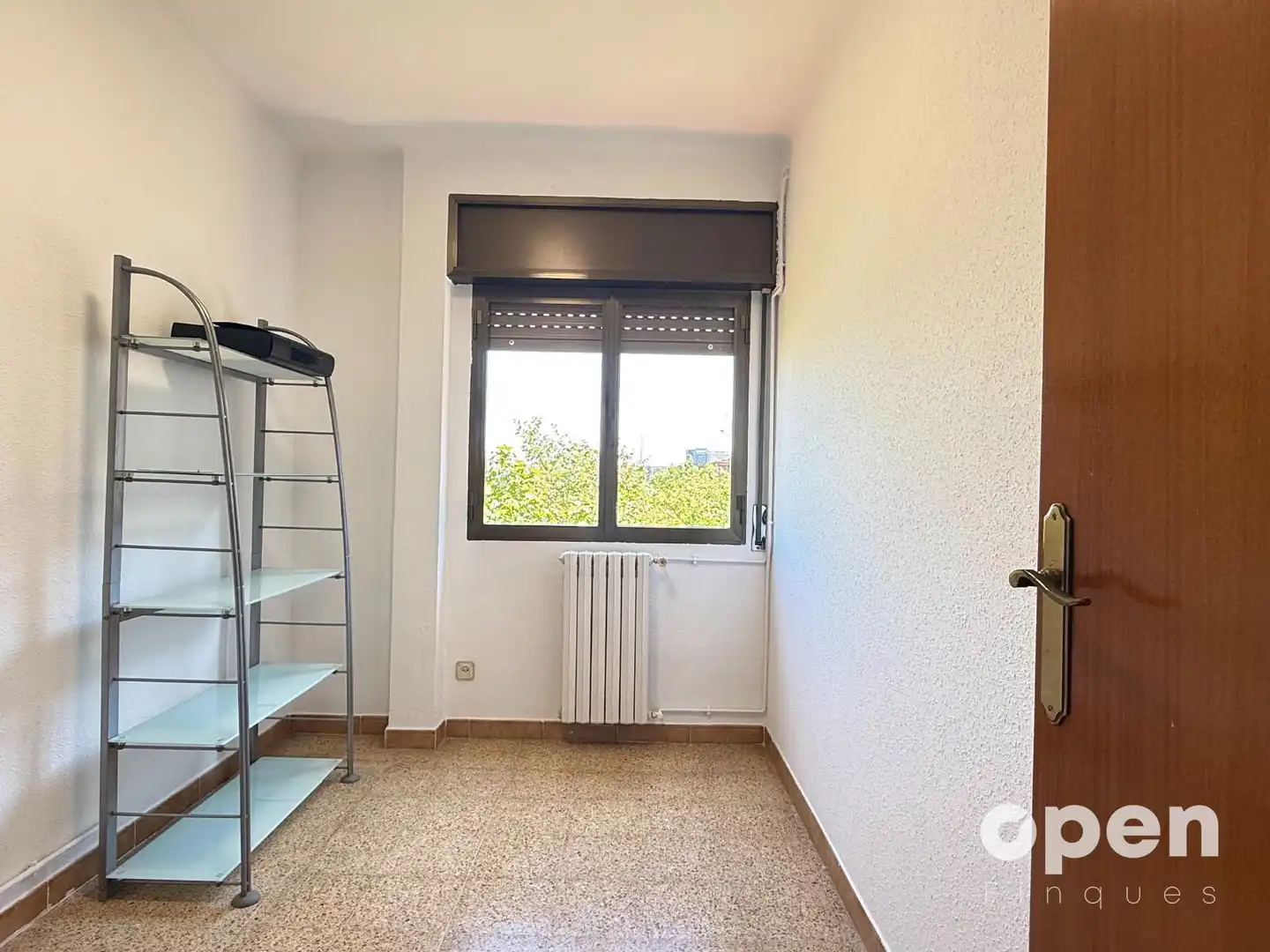 Dormitori de Pis en venda en Barcelona amb Calefacció, Terrassa i Balcó