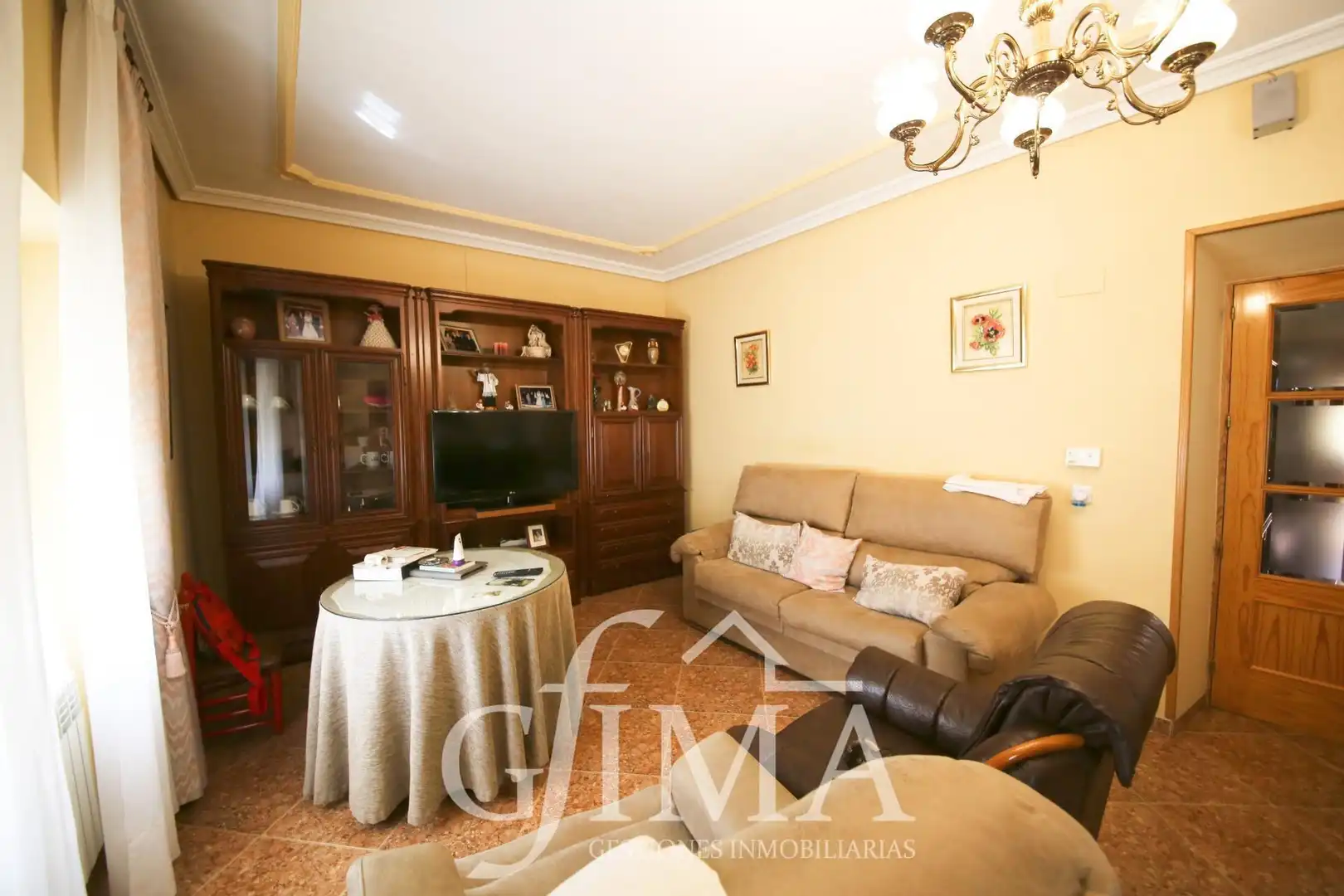 Living room of Houses for sale in Tomelloso  with Air Conditioner, Heating and Terrace