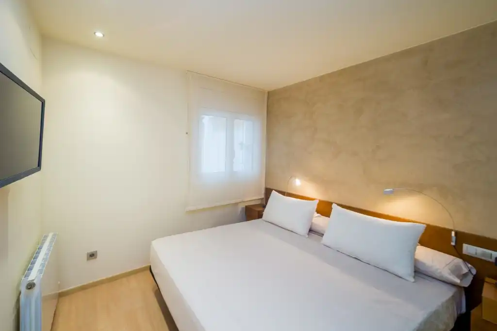 Schlafzimmer von Maisonette zum Verkauf in Calonge i Sant Antoni mit Klimaanlage, Heizung und Privatgarten