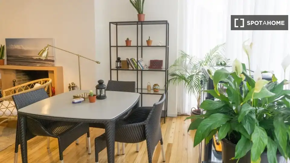 Room in Antiguo