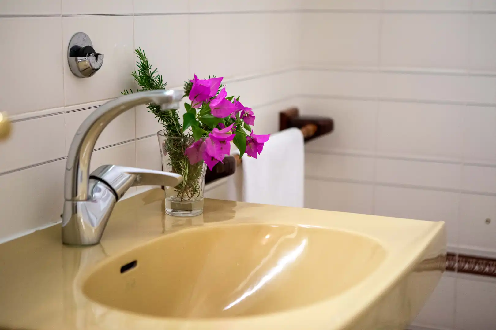 Bathroom of Flat for rent in Dénia  with Air Conditioner, Heating and Terrace