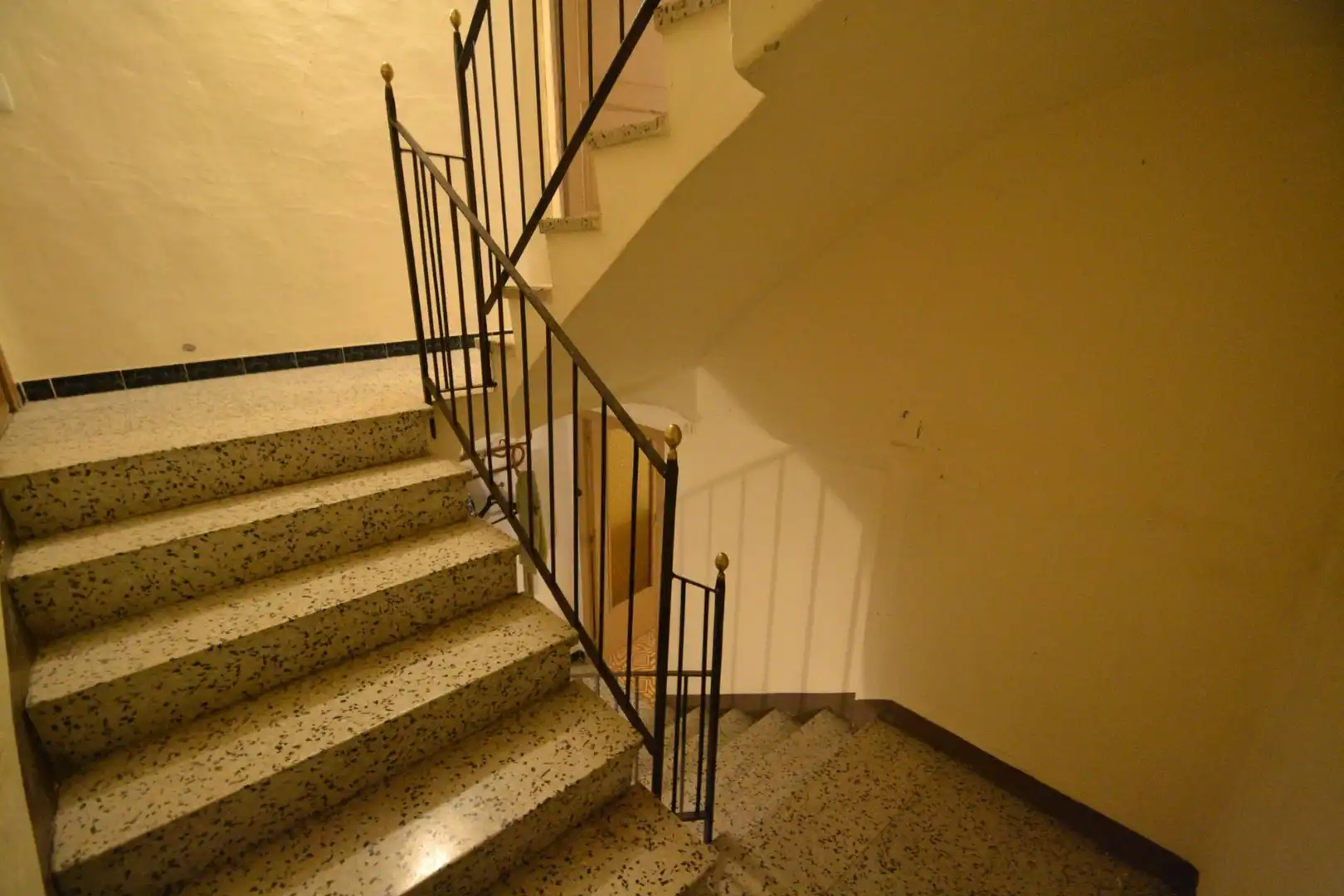 Einfamilien-Reihenhaus zum Verkauf in Ulldecona mit Terrasse, Abstellraum und Balkon