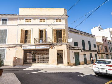 Wohngebäude zum Verkauf in Felanitx Poble