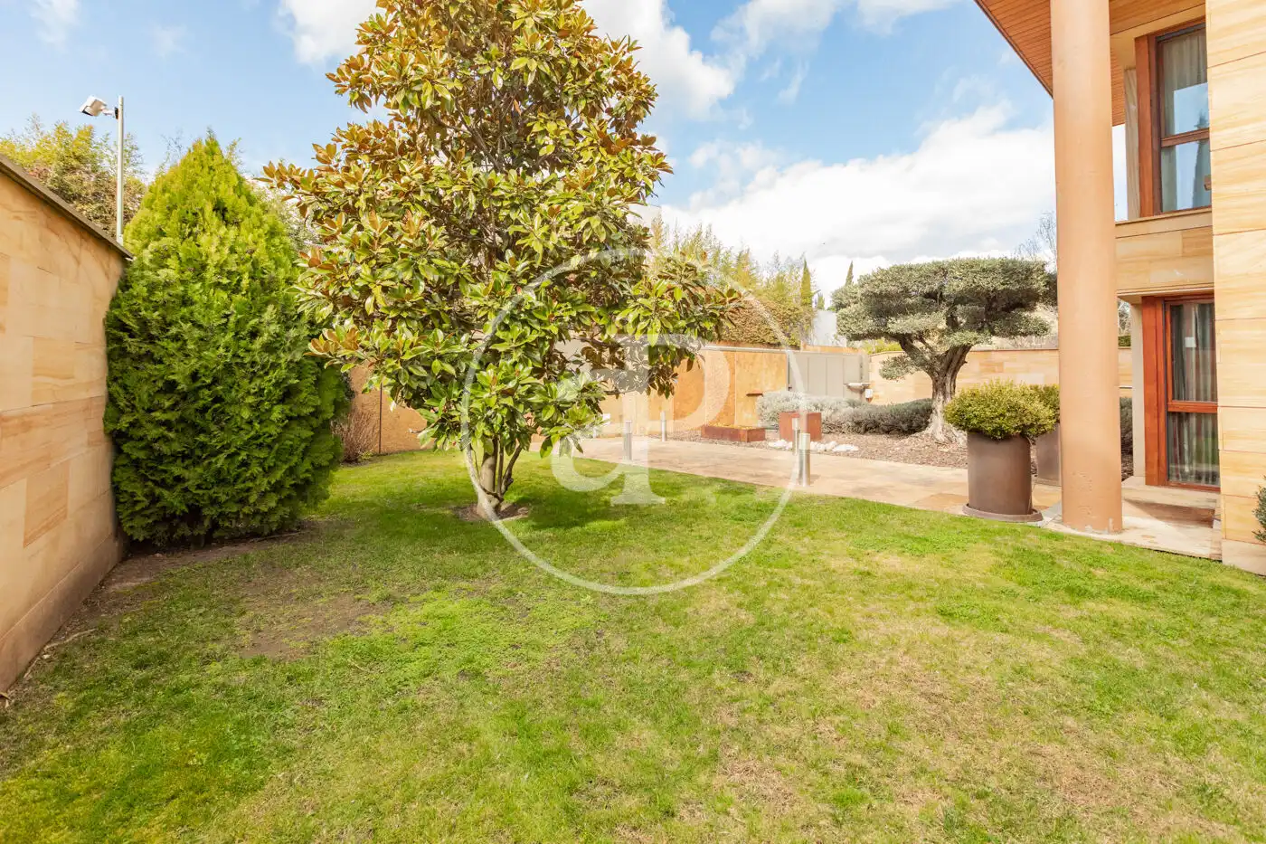 Jardín de Casa o chalet en venta en Madrid con Aire acondicionado, Calefacción y Jardín privado