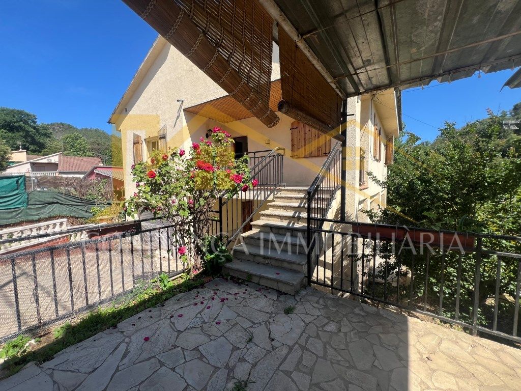 Vista exterior de Casa o xalet en venda en Massanes amb Calefacció, Jardí privat i Terrassa