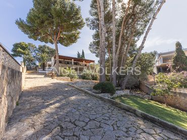 Casa amb piscina en venda a Las Rotas / Les Rotes