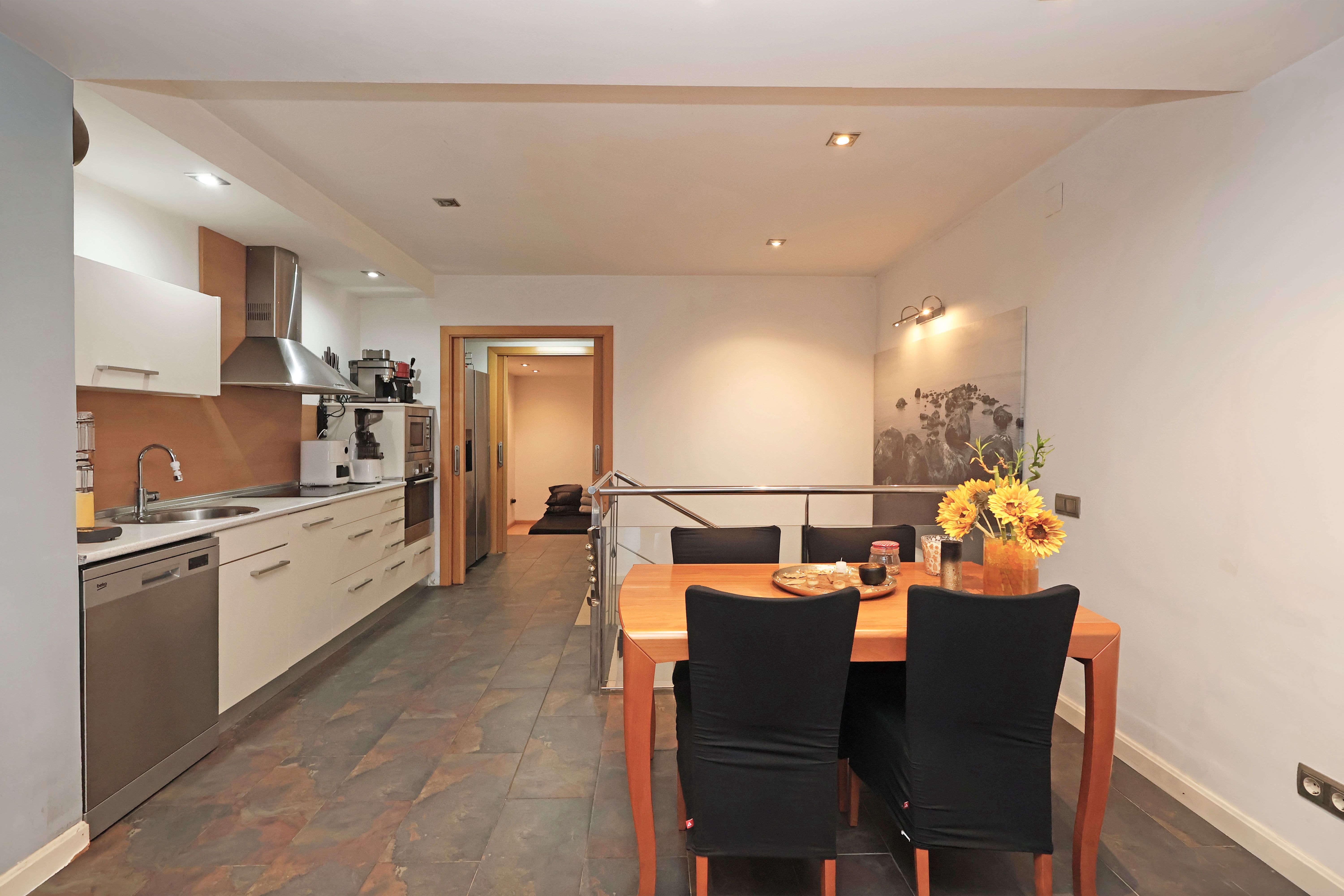 Kitchen of Flat for sale in L'Hospitalet de Llobregat