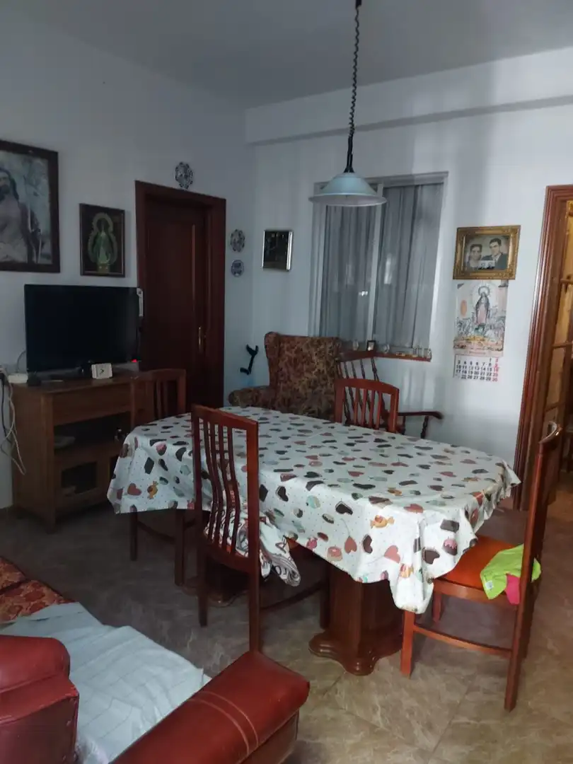 Menjador de Casa o xalet en venda en Bujalance amb Terrassa i Traster