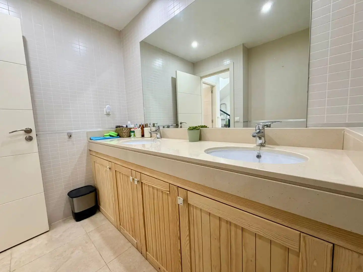 Badezimmer von Maisonette zum Verkauf in Antigua