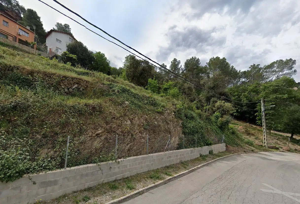 Terreny rústic en venda a Carrer de l'Estrella d'Orient 48