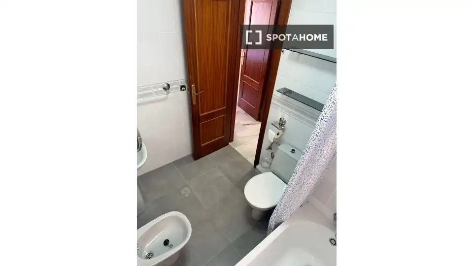 Baño de Piso para compartir en Pulpí con Aire acondicionado, Terraza y Amueblado