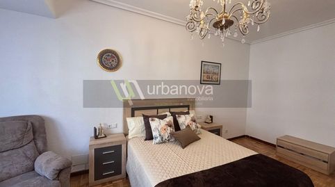 Foto 3 de Piso de alquiler en Gran Via, Logroño