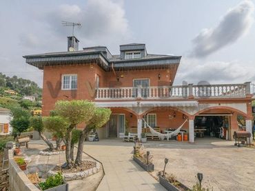 Maison avec balcon à vendre à Corbera de Llobregat