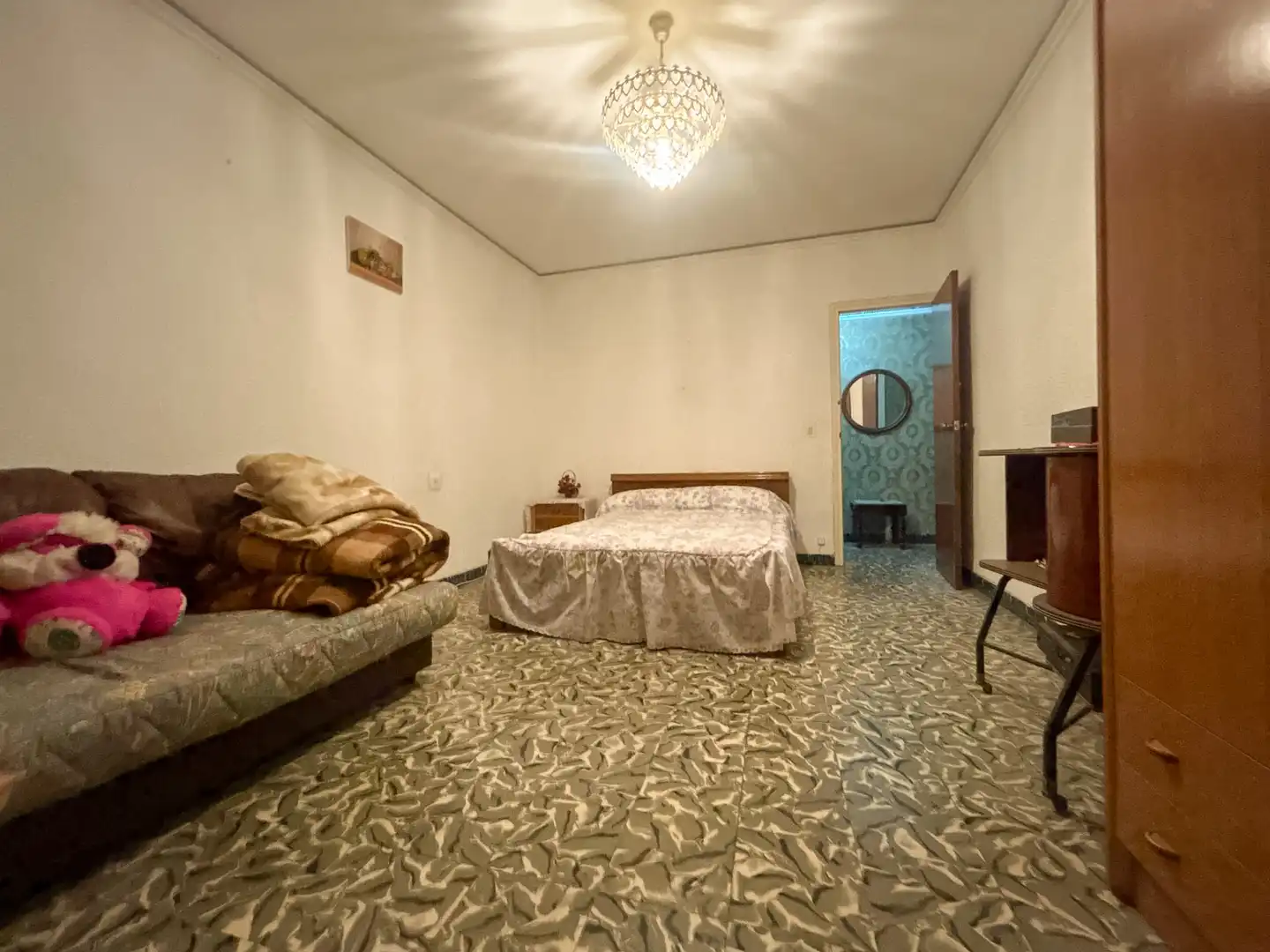 Habitación de Piso en venta en Castellón de la Plana / Castelló de la Plana con Balcón