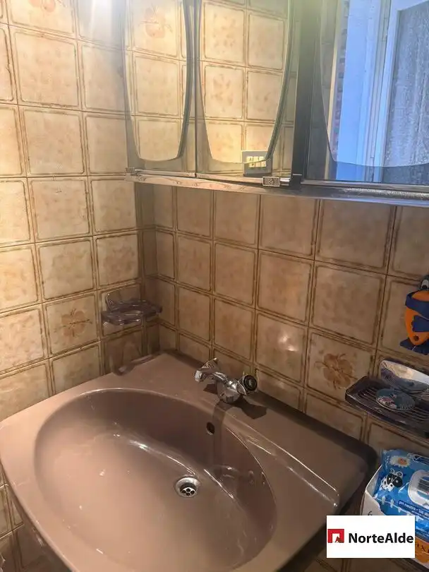 Baño de Piso en venta en Bilbao  con Calefacción y Balcón