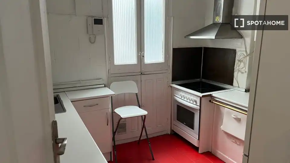 Cocina de Piso de alquiler en Madrid con Aire acondicionado, Calefacción y Amueblado