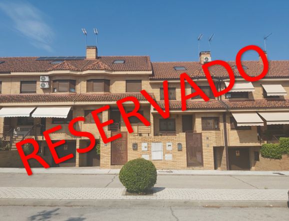 Exterior view of House or chalet for sale in Navalcarnero  with Heating and Oven