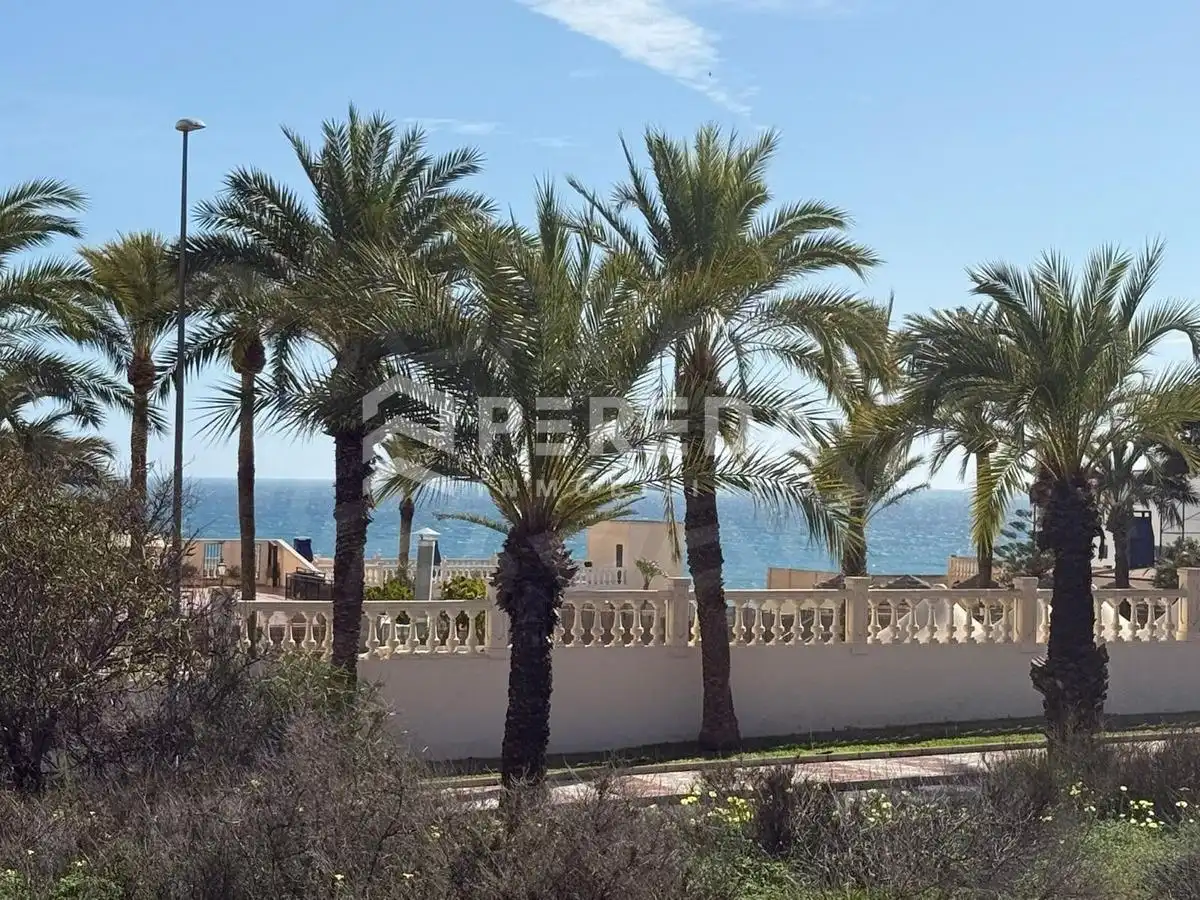 Residencial en venda en Roquetas de Mar