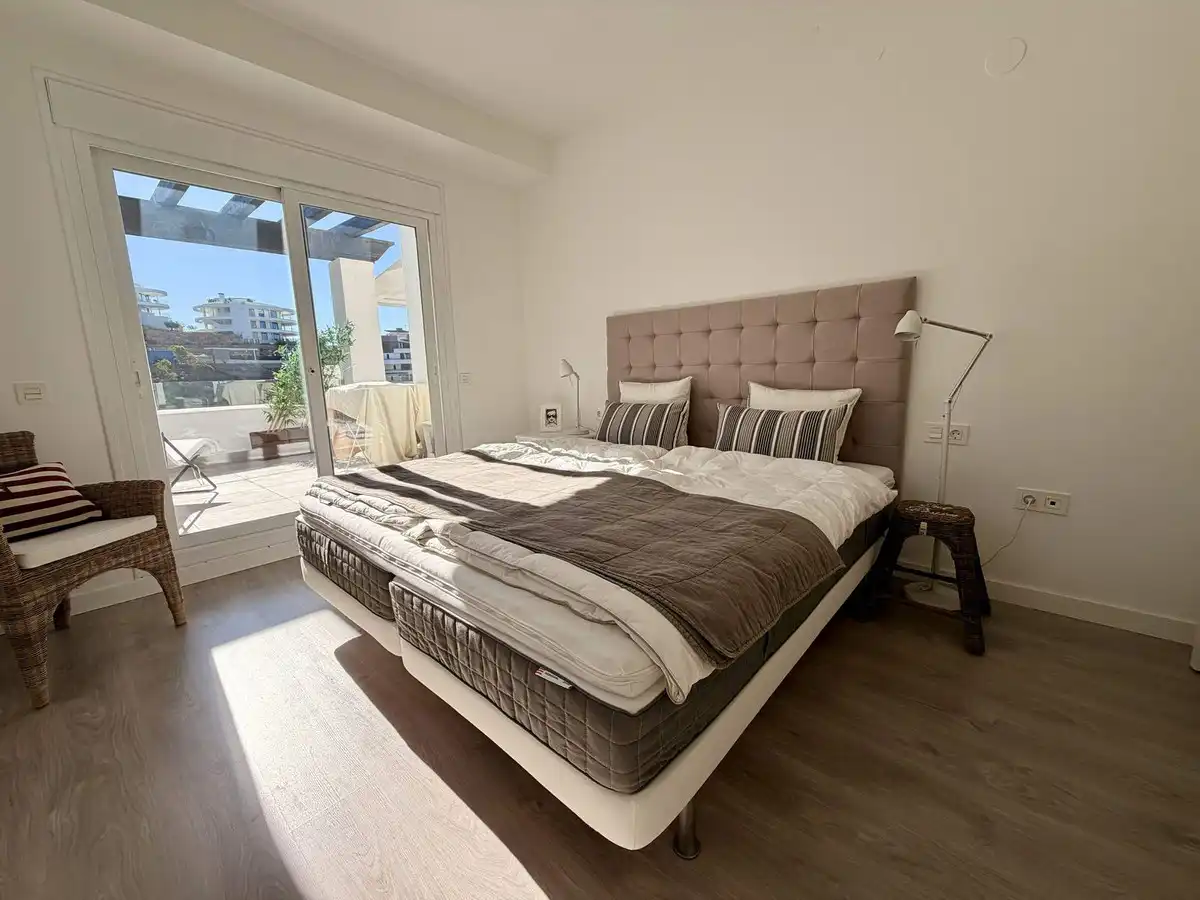 Habitación de Piso en venta en Benahavís con Aire acondicionado y Terraza