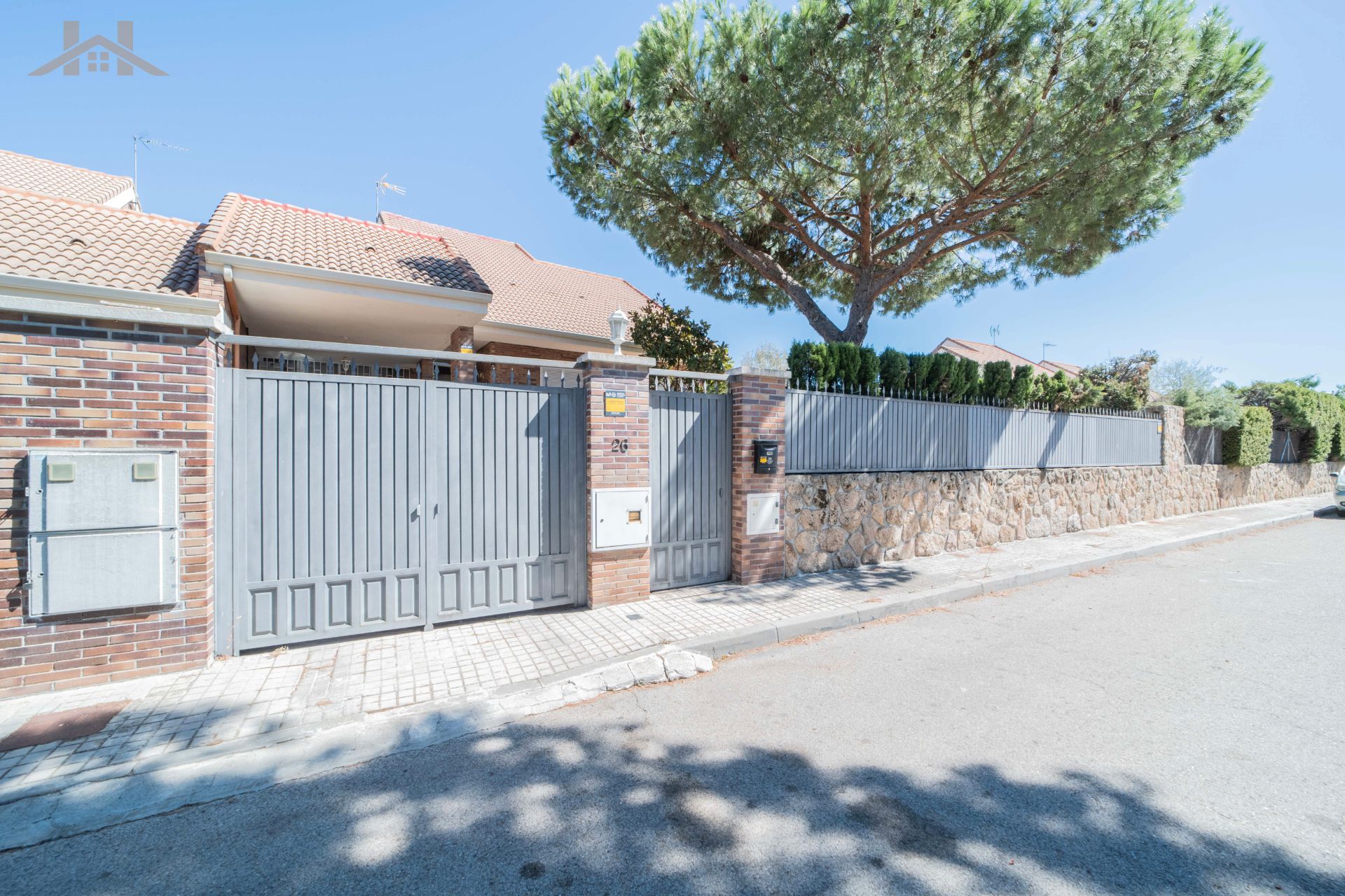 Single-family semi-detached for sale in Calle el Tomillar, Casa Amarilla
