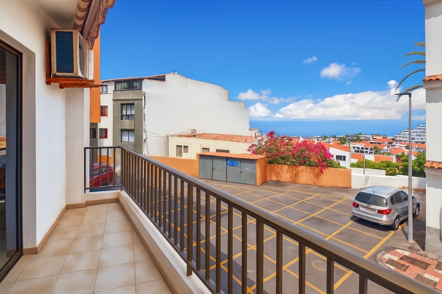 Vista exterior de Apartamento en venta en Santiago del Teide con Aire acondicionado, Terraza y Trastero