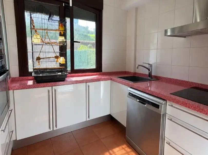 Kitchen of Houses for sale in Boo