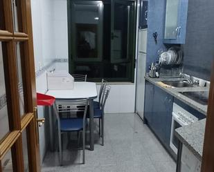 Cuina de Apartament de lloguer en Ponferrada amb Moblat