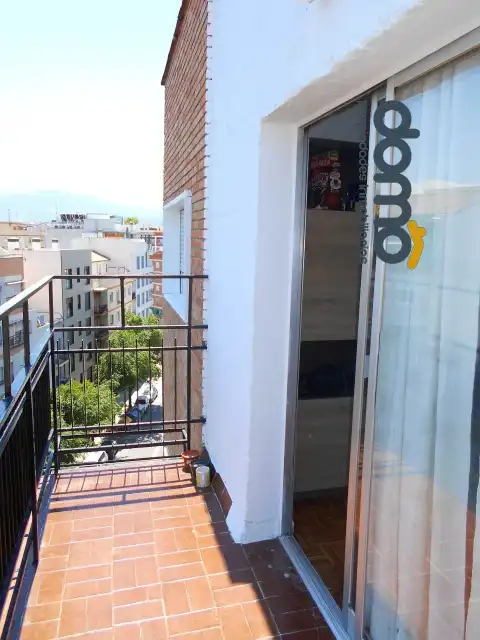 Terrassa de Àtic en venda en Granada amb Moblat, Forn i Rentadora